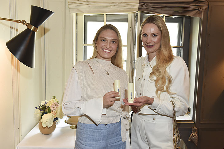 Vanessa von Minckwitz-Denz, Julia Pohl &bdquo;All you need by Dr. Gloria Mang&ldquo; Launch ihrer Kosmetikserie im K&auml;fer Restaurant in M&uuml;nchen am 06.05.2024 / Foto: BrauerPhotos / Goran Nitschke 